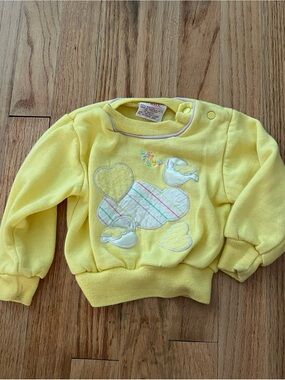 Vintage Everything Nice Baby Girl Sweatshirt 12M with Heart & Duck Appliqué